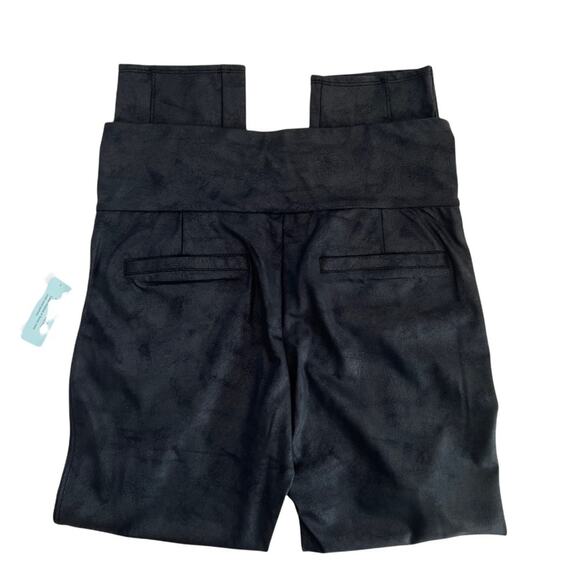 A Pea In The Pod Leggings  Black Faux Leather Post Pregnancy High Rise Sz M NWT - Picture 11 of 13